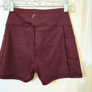 ZYIA Women's Burgundy Pocket Athletic Shorts